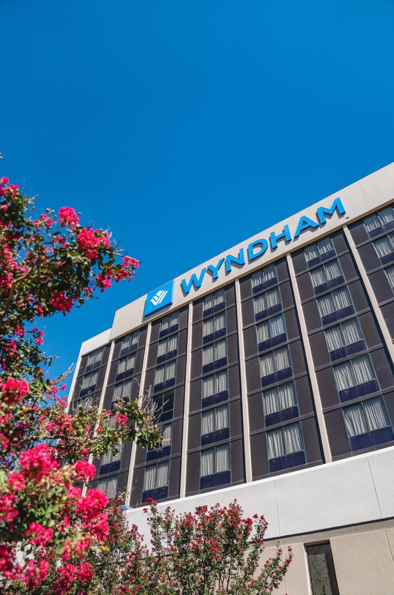 Wyndham Fort Smith City Center Hotell Eksteriør bilde